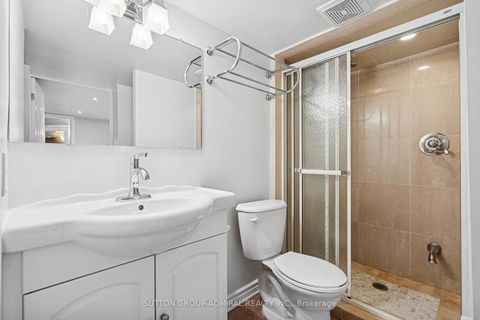 Photo 14 at 63 Vivaldi Drive, Patterson, Vaughan