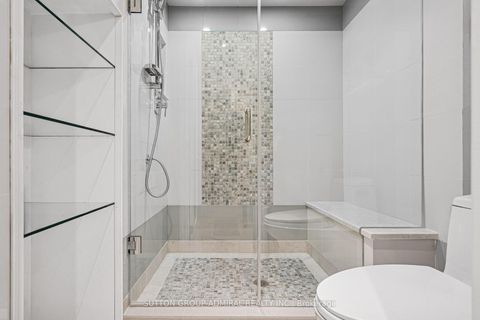 Photo 18 at 63 Vivaldi Drive, Patterson, Vaughan