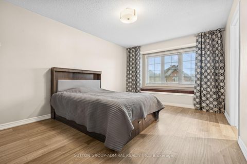 Photo 19 at 63 Vivaldi Drive, Patterson, Vaughan