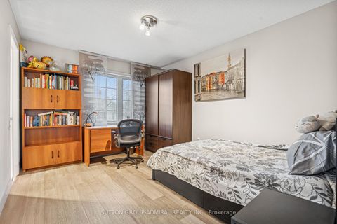 Photo 24 at 63 Vivaldi Drive, Patterson, Vaughan