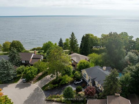 Photo 6 at 20 Arkendo Drive, FD Ford, Oakville