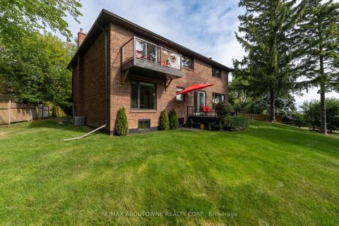 Photo 45 at 20 Arkendo Drive, FD Ford, Oakville