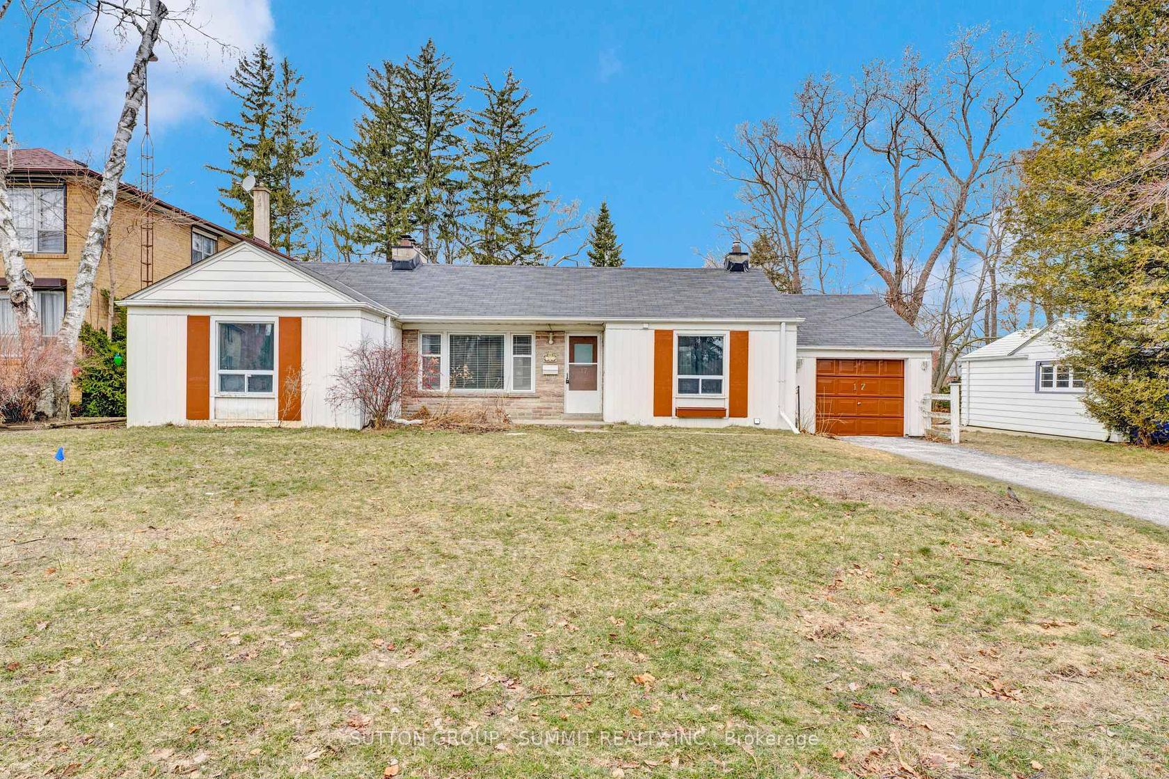 (House) - 17 BEN MACHREE Drive, Port Credit, Mississauga 