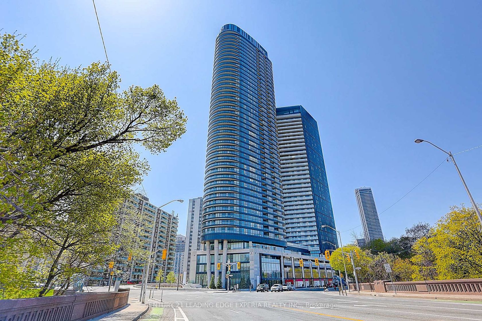 1820 - 585 Bloor Street E, North St. James Town, Toronto 