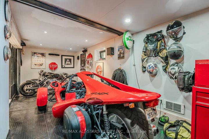 Photo 33 at 151 Balsam Avenue, The Beaches, Toronto
