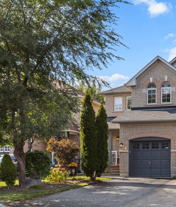 Photo 5 at 17 Prince Crescent, Northwest Sandalwood Parkway, Brampton