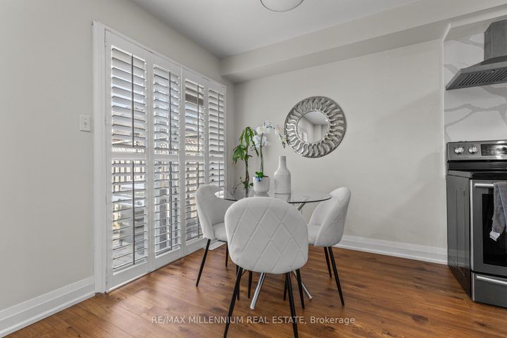 Photo 11 at 17 Prince Crescent, Northwest Sandalwood Parkway, Brampton