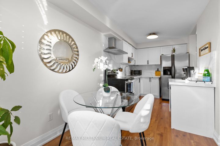 Photo 12 at 17 Prince Crescent, Northwest Sandalwood Parkway, Brampton