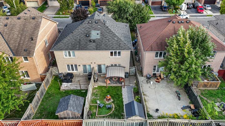 Photo 43 at 17 Prince Crescent, Northwest Sandalwood Parkway, Brampton