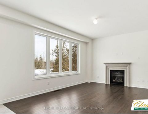 Photo 3 at 1286 Davis Loop, Lefroy, Innisfil Photo 3 at 1286 Davis Loop, Lefroy, Innisfil