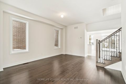 Photo 7 at 1286 Davis Loop, Lefroy, Innisfil