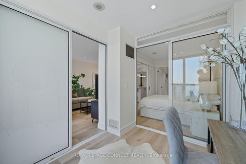 Photo 14 at 1504 - 208 Queens Quay W, Waterfront Communities C1, Toronto