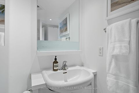 Photo 16 at 1504 - 208 Queens Quay W, Waterfront Communities C1, Toronto