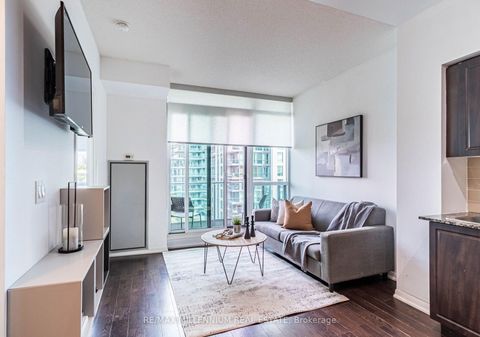 Photo 0 at 712 - 215 Fort York Boulevard, Waterfront Communities C1, Toronto