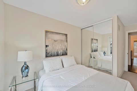 Photo 18 at 93 Velia Court, Vellore Village, Vaughan