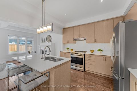 Photo 38 at 93 Velia Court, Vellore Village, Vaughan