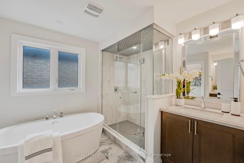 Photo 41 at 93 Velia Court, Vellore Village, Vaughan