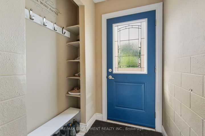 Photo 4 at 289 East 25th Street, Eastmount, Hamilton