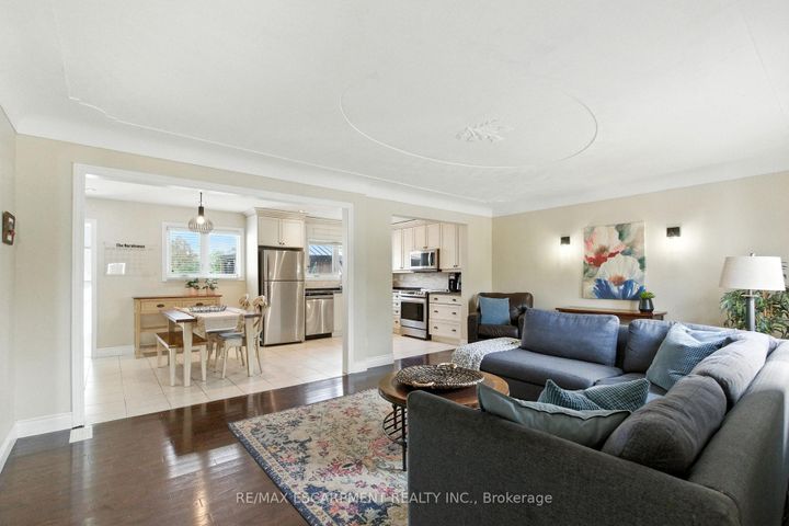 Photo 9 at 289 East 25th Street, Eastmount, Hamilton