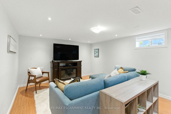 Photo 23 at 289 East 25th Street, Eastmount, Hamilton