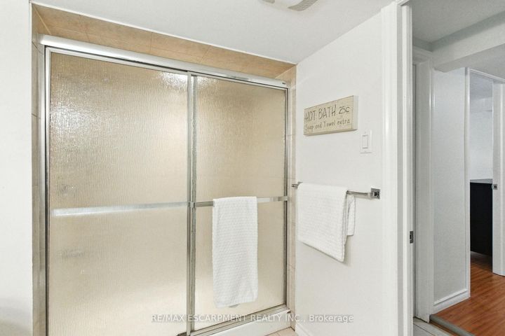 Photo 31 at 289 East 25th Street, Eastmount, Hamilton