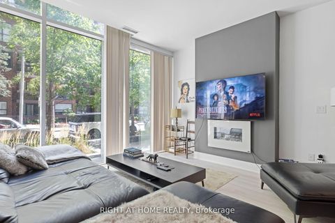 Photo 2 at TH 1 - 32 Davenport Road, Annex, Toronto