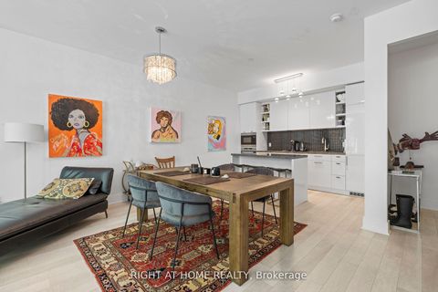 Photo 12 at TH 1 - 32 Davenport Road, Annex, Toronto