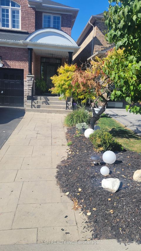 Photo 1 at 235 Venice Gate Drive, Vellore Village, Vaughan