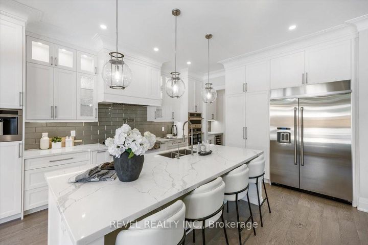 Photo 6 at 493 Brookside Drive, WO West, Oakville