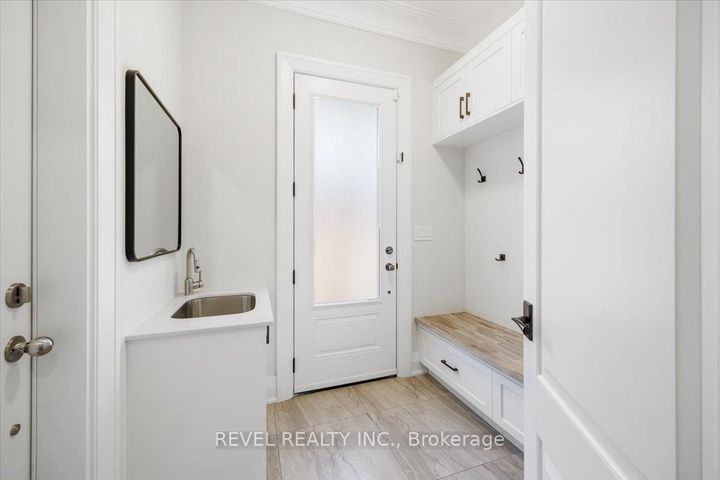 Photo 13 at 493 Brookside Drive, WO West, Oakville
