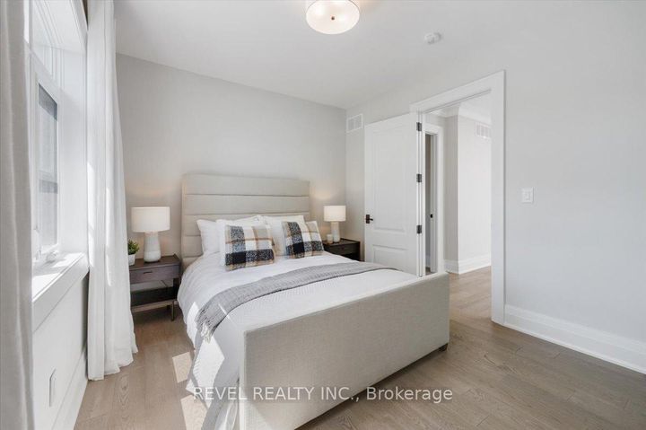 Photo 22 at 493 Brookside Drive, WO West, Oakville