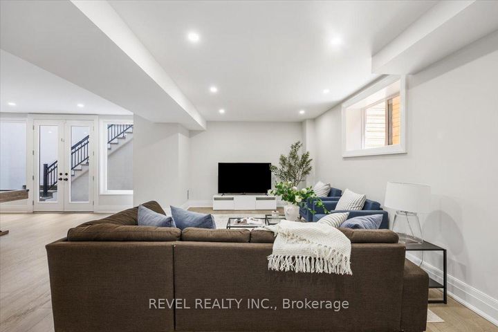 Photo 31 at 493 Brookside Drive, WO West, Oakville