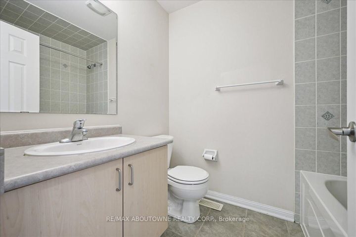 Photo 22 at 2389 Coho Way, WM Westmount, Oakville