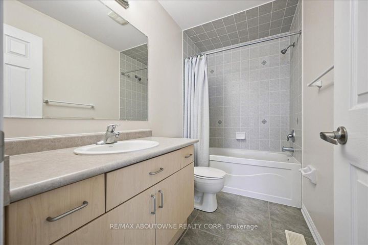 Photo 25 at 2389 Coho Way, WM Westmount, Oakville
