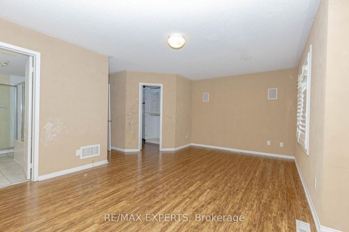 Photo 18 at 17B - 1084 Queen Street W, Lorne Park, Mississauga