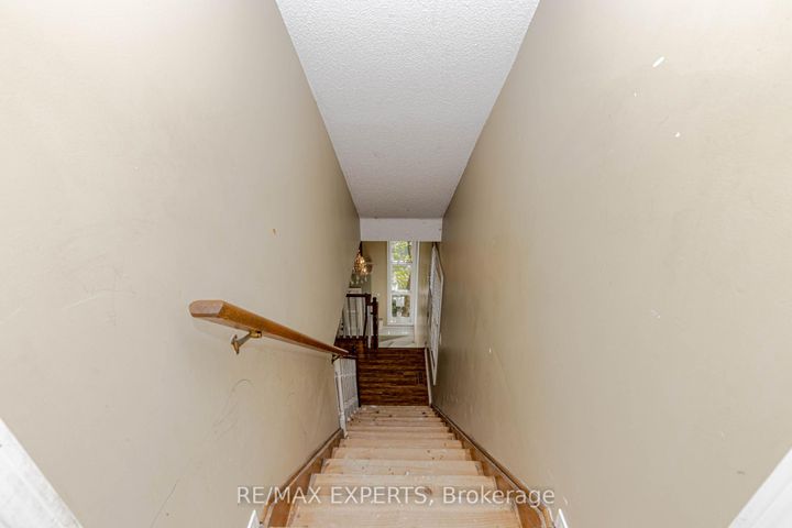 Photo 26 at 17B - 1084 Queen Street W, Lorne Park, Mississauga