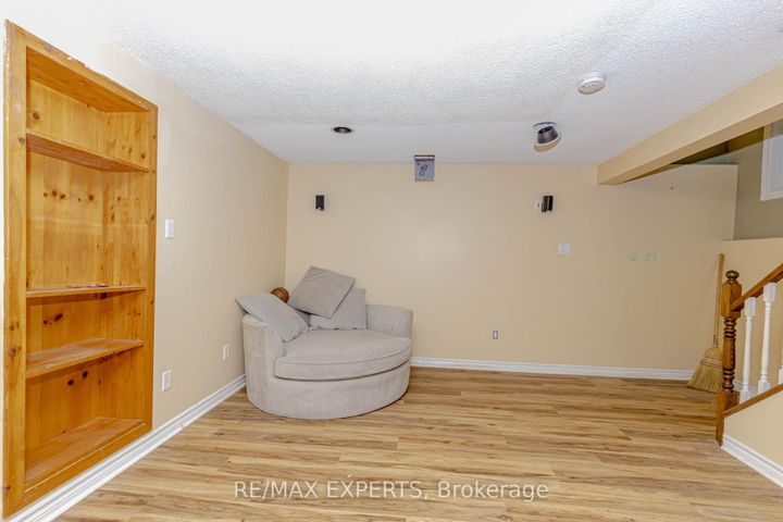 Photo 33 at 17B - 1084 Queen Street W, Lorne Park, Mississauga