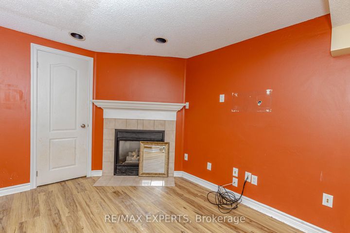 Photo 34 at 17B - 1084 Queen Street W, Lorne Park, Mississauga