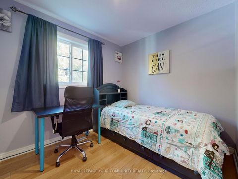 Photo 29 at 54 Emcarr Drive, West Hill, Toronto