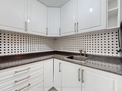 Photo 30 at 54 Emcarr Drive, West Hill, Toronto