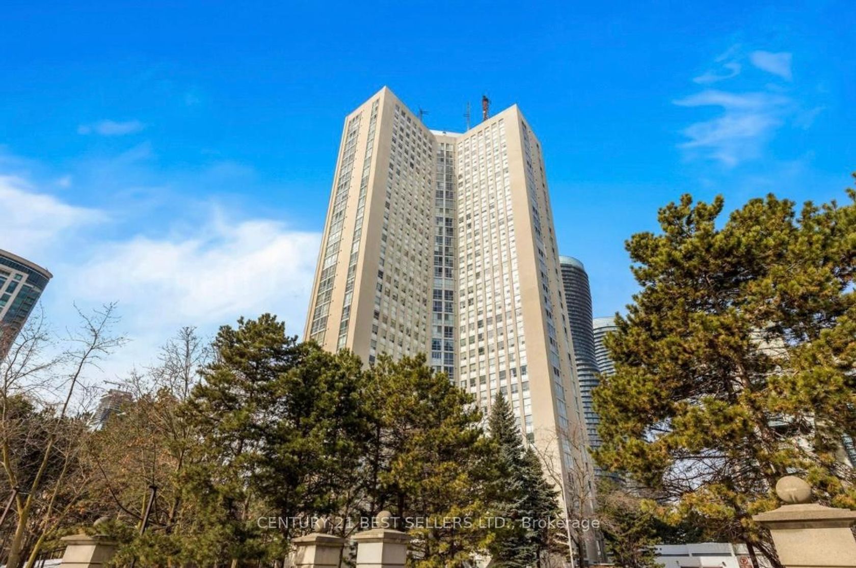 1803 - 3650 Kaneff Crescent, Mississauga Valleys, Mississauga 