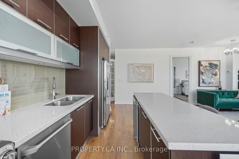 Photo 6 at 6302 - 388 Yonge Street, Bay Street Corridor, Toronto