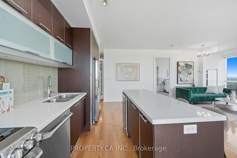 Photo 8 at 6302 - 388 Yonge Street, Bay Street Corridor, Toronto