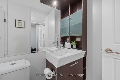 Photo 12 at 6302 - 388 Yonge Street, Bay Street Corridor, Toronto