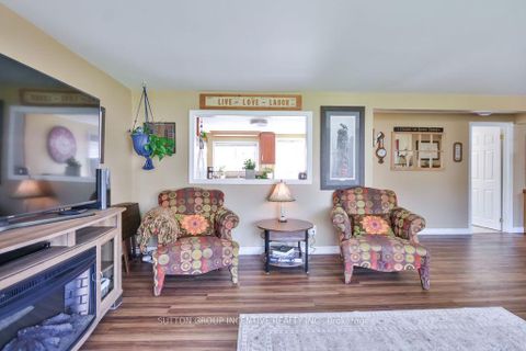 Photo 5 at 1057 Ferrier Avenue, Lefroy, Innisfil