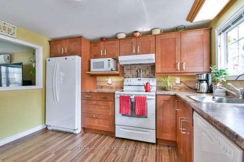 Photo 7 at 1057 Ferrier Avenue, Lefroy, Innisfil