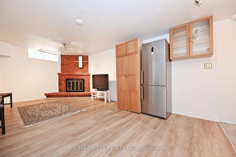 Photo 24 at 348 Brownridge Drive, Brownridge, Vaughan