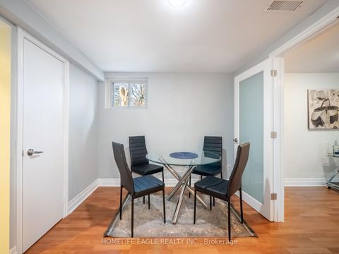 Photo 26 at 11 Knollside Drive, Mill Pond, Richmond Hill