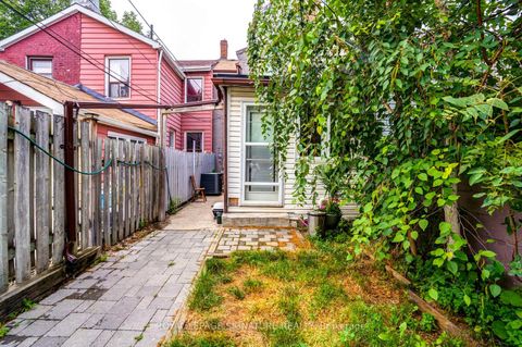 Photo 24 at 66 Euclid Avenue, Bellwoods, Toronto