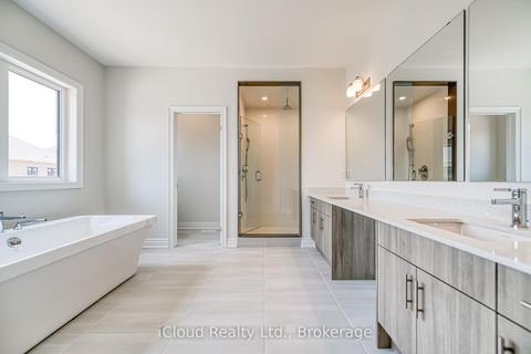 Photo 28 at 160 Winthrop Crescent, Vellore Village, Vaughan